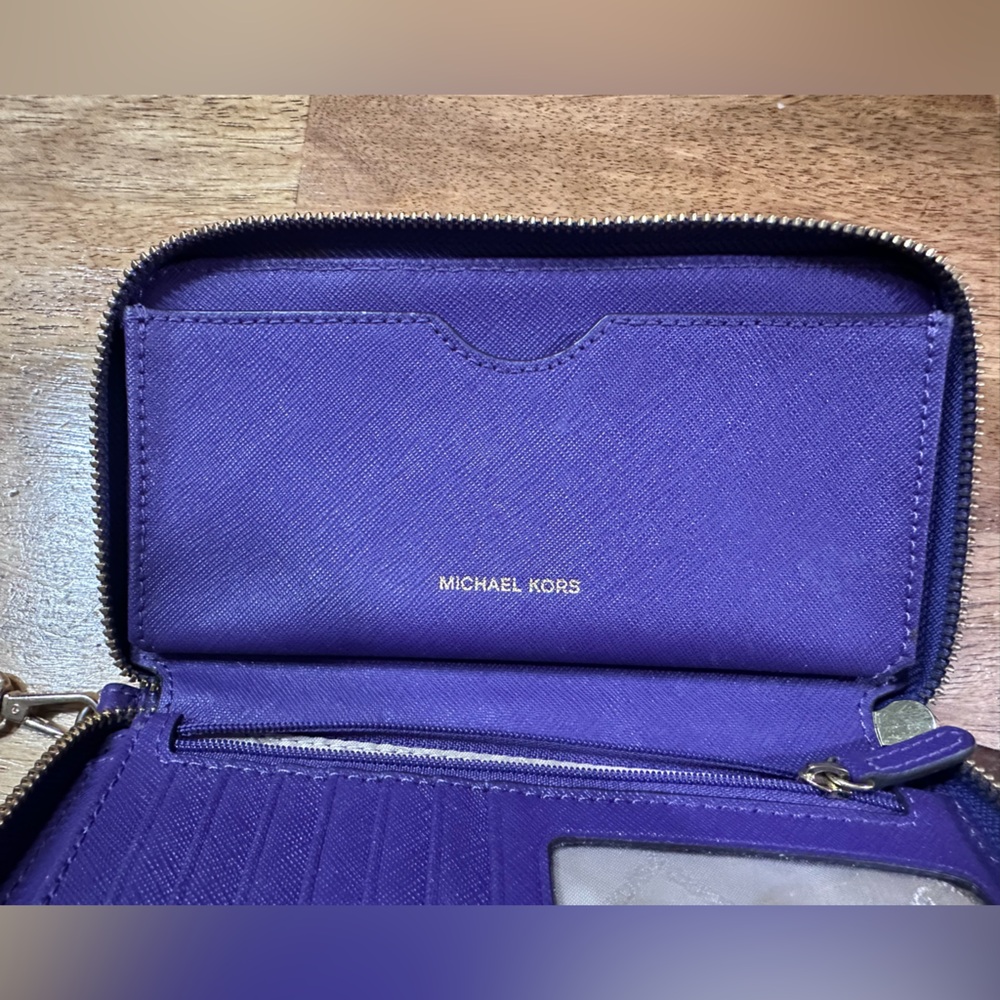 Michael Kors Purple Leather Zip Wallet - Picture 4 of 8